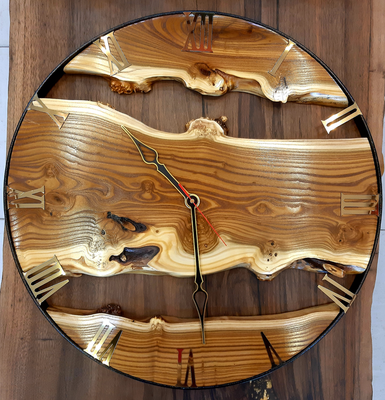ساعت دیواری چوبی قطر ۶۰