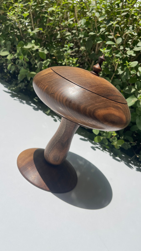 شکلات خوری پایه دار چوب گردو